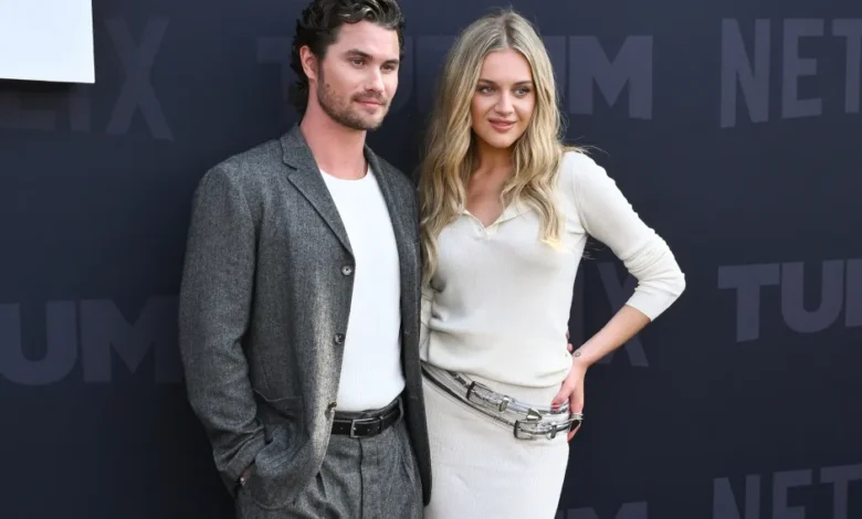 Kelsea Ballerini and Chase Stokes